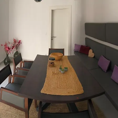 La Bellasu House In House