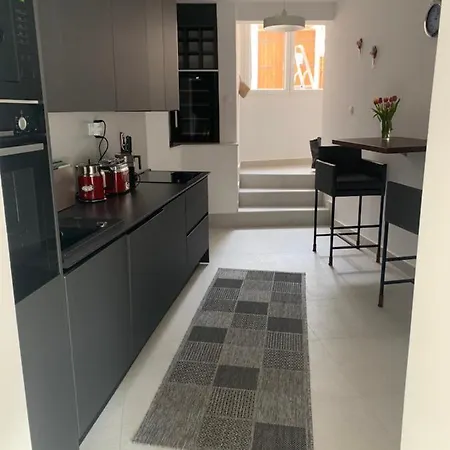 Villa La Bellasu House In House *