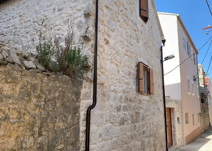 Villa La Bellasu House In House