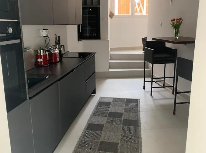 Villa La Bellasu House In House *
