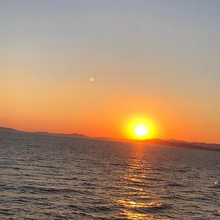 Villa La Bellasu House In House