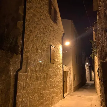 La Bellasu House In House Villa