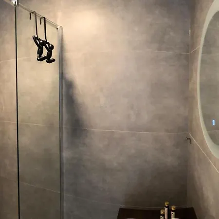 La Bellasu House In House Villa Sutivan