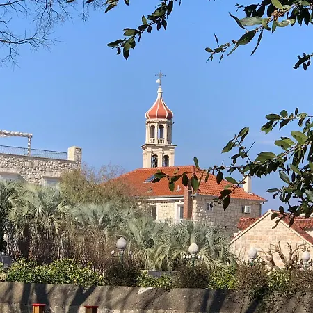 La Bellasu House In House Sutivan