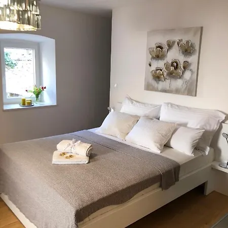 La Bellasu House In House Villa