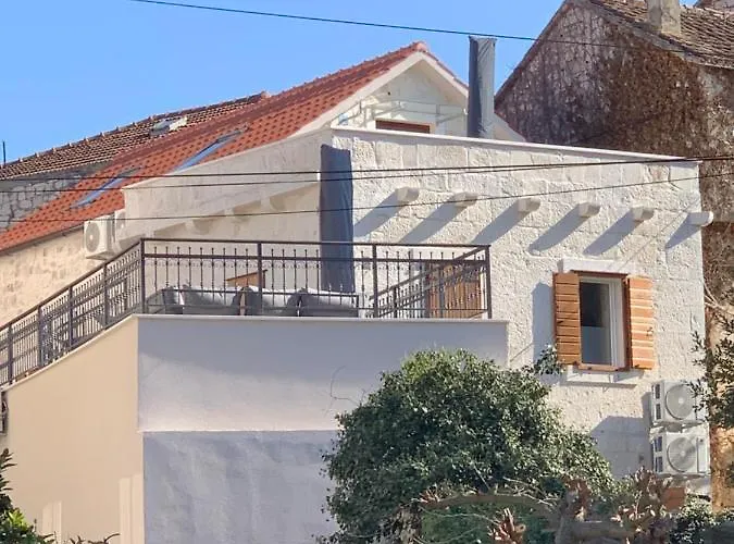 Villa La Bellasu House In House