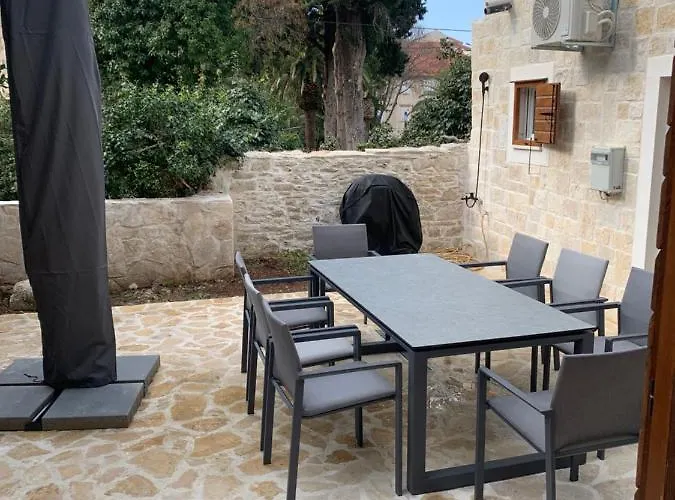 La Bellasu House In House Villa