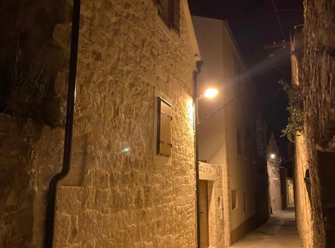 La Bellasu House In House Villa