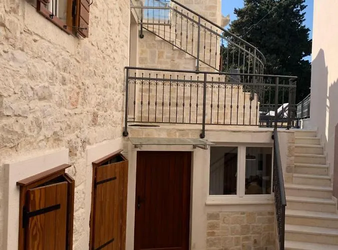 La Bellasu House In House Villa *