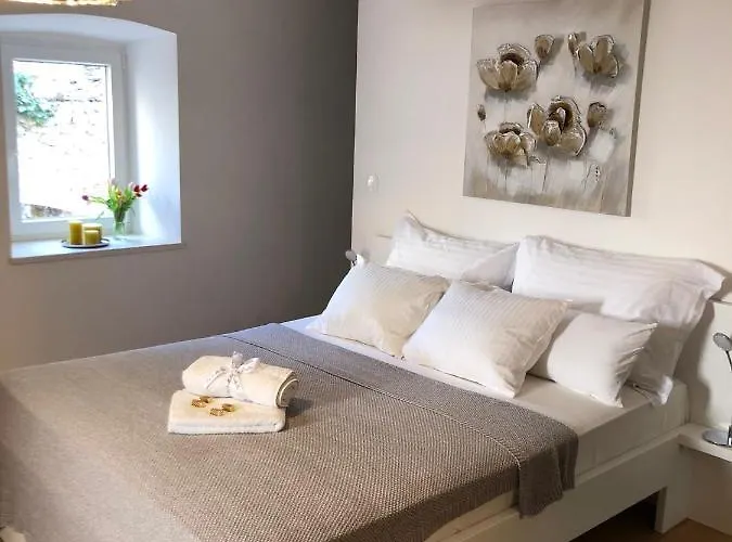 La Bellasu House In House Villa